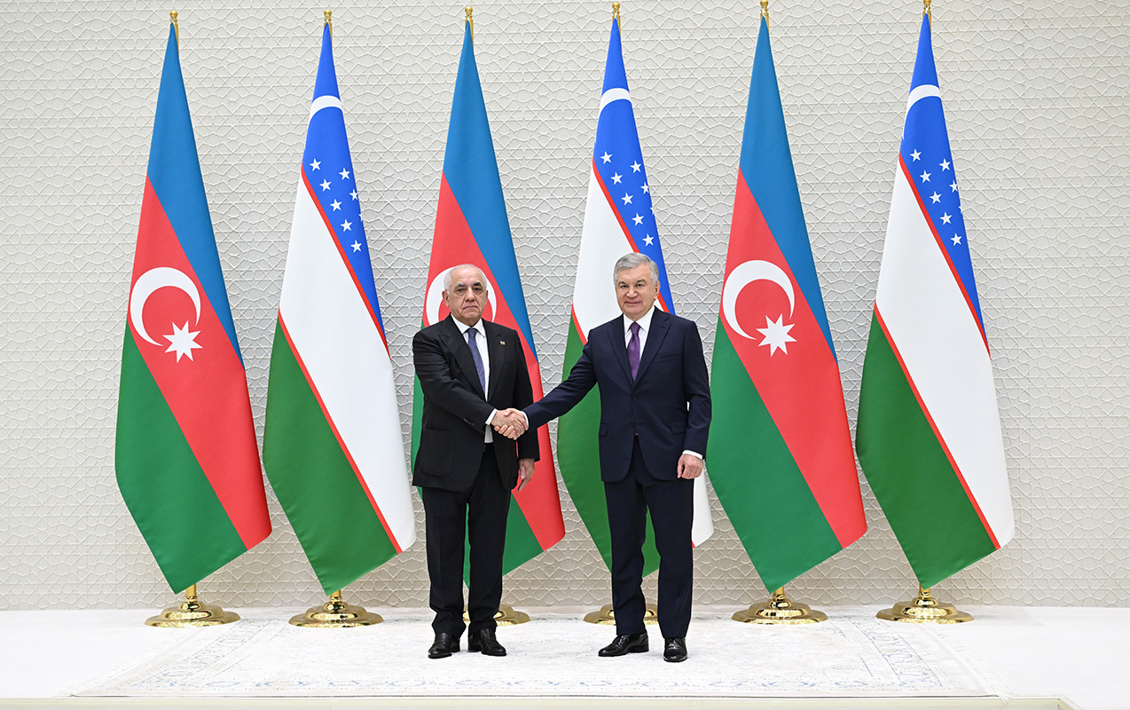 Əli Əsədov Şavkat Mirziyoyevlə görüşüb